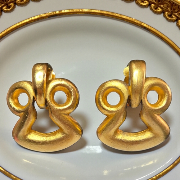 KENNETH LANE VintageMatte Gold Plated European Architectural Clip-on Earrings